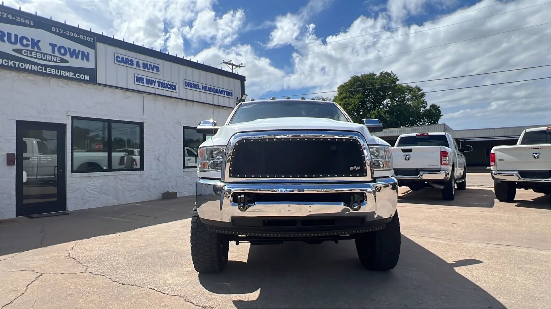 Used 2018 RAM 3500 Tradesman w/ Chrome Appearance Group AWD/4WD image 5
