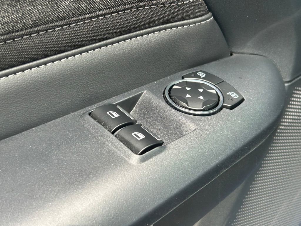 Used 2024 Ford Mustang Coupe RWD image 18
