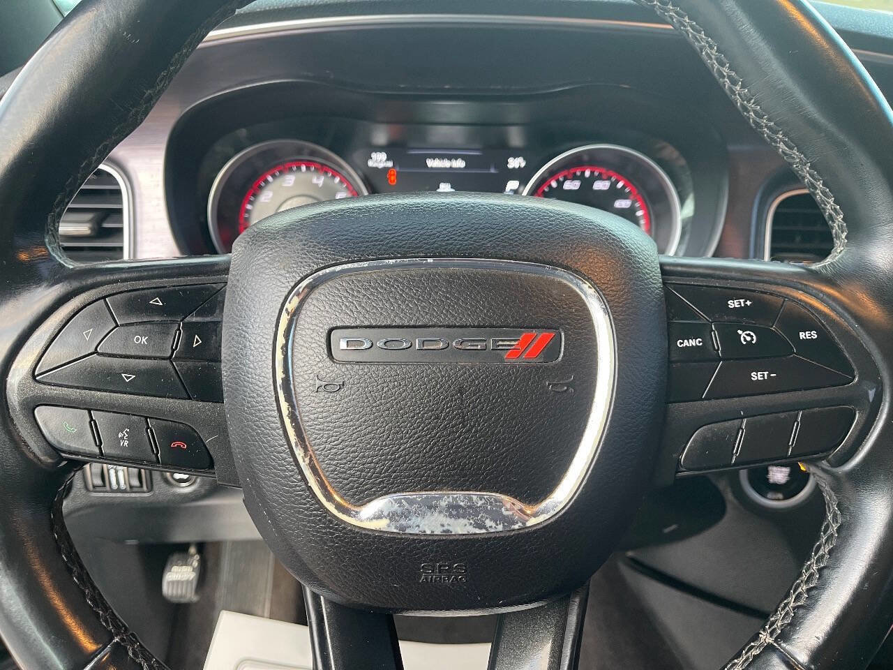 Used 2018 Dodge Charger SXT image 19
