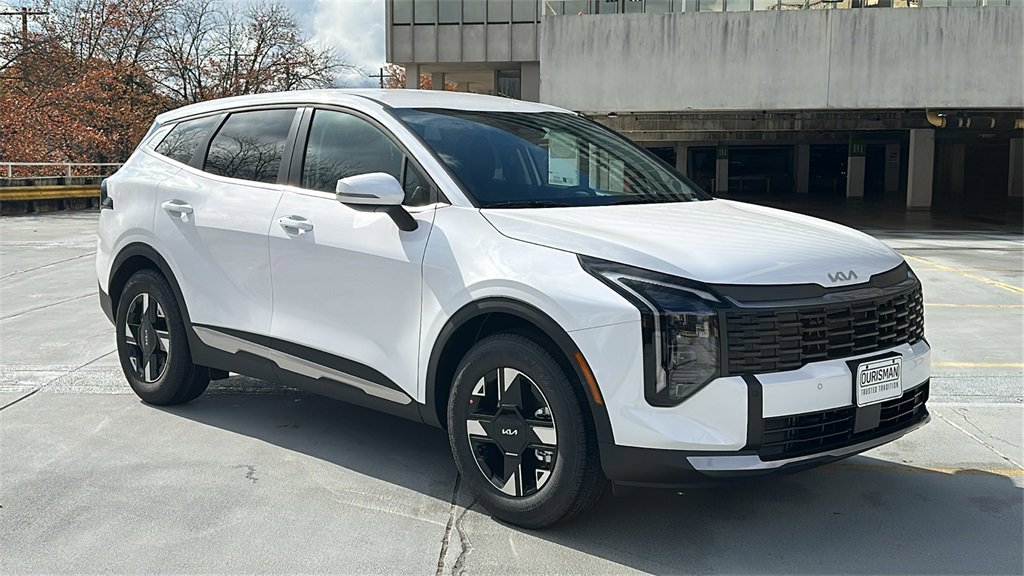 New 2026 Kia Sportage LX