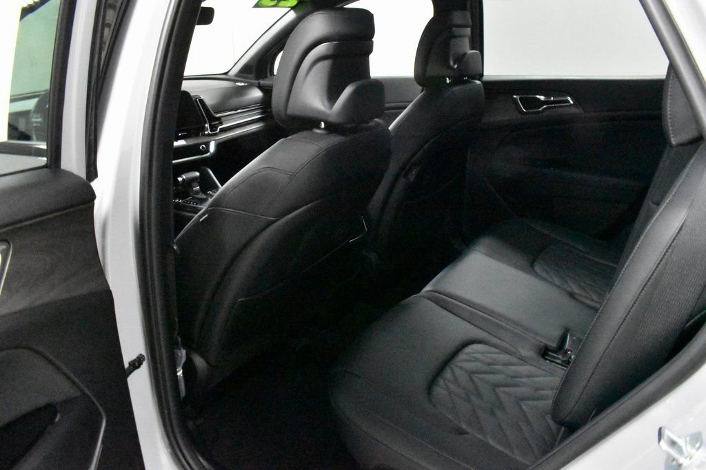 Used 2023 Kia Sportage X-Line w/ X-Line Premium Package image 16