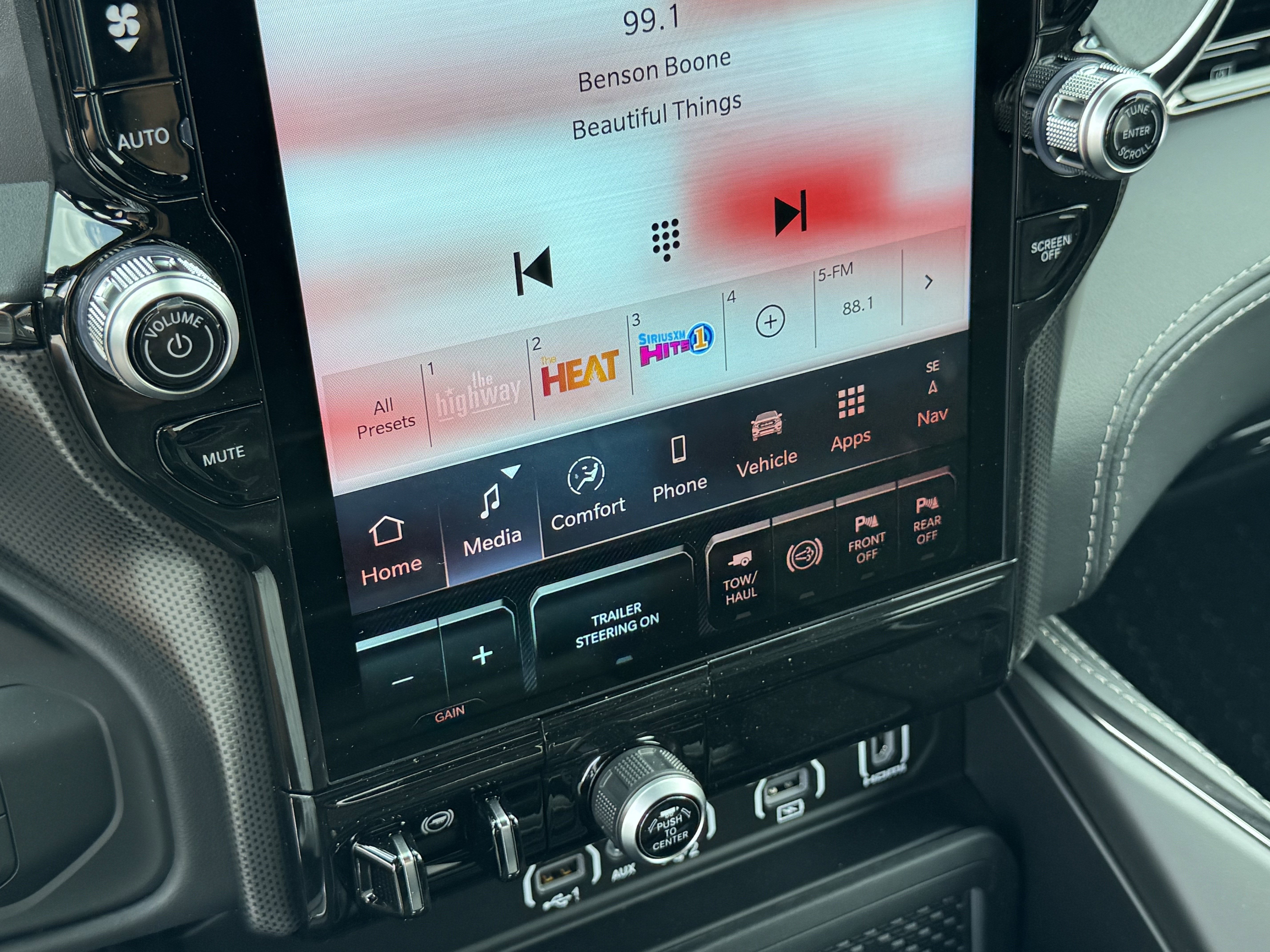 New 2026 RAM 3500 Limited image 19