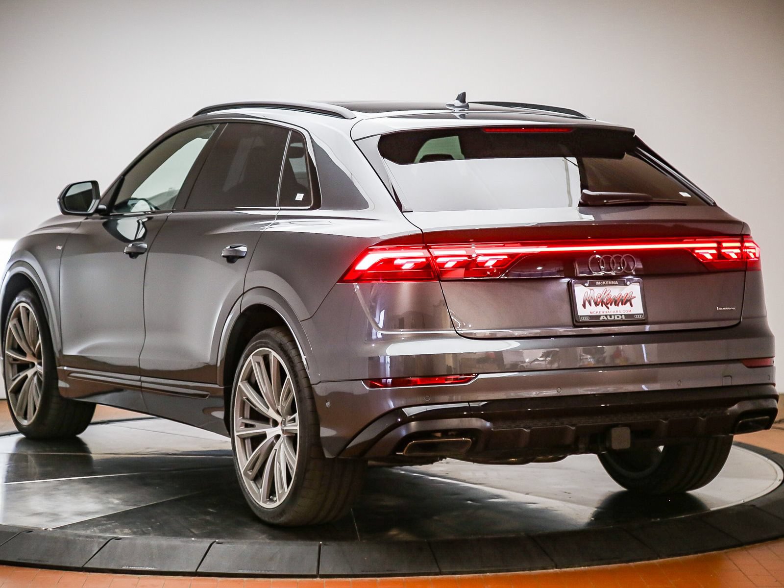 New 2026 Audi Q8 Prestige AWD/4WD image 2