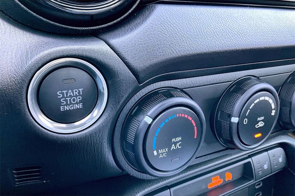 Used 2024 MAZDA MX-5 Miata RF Club image 14