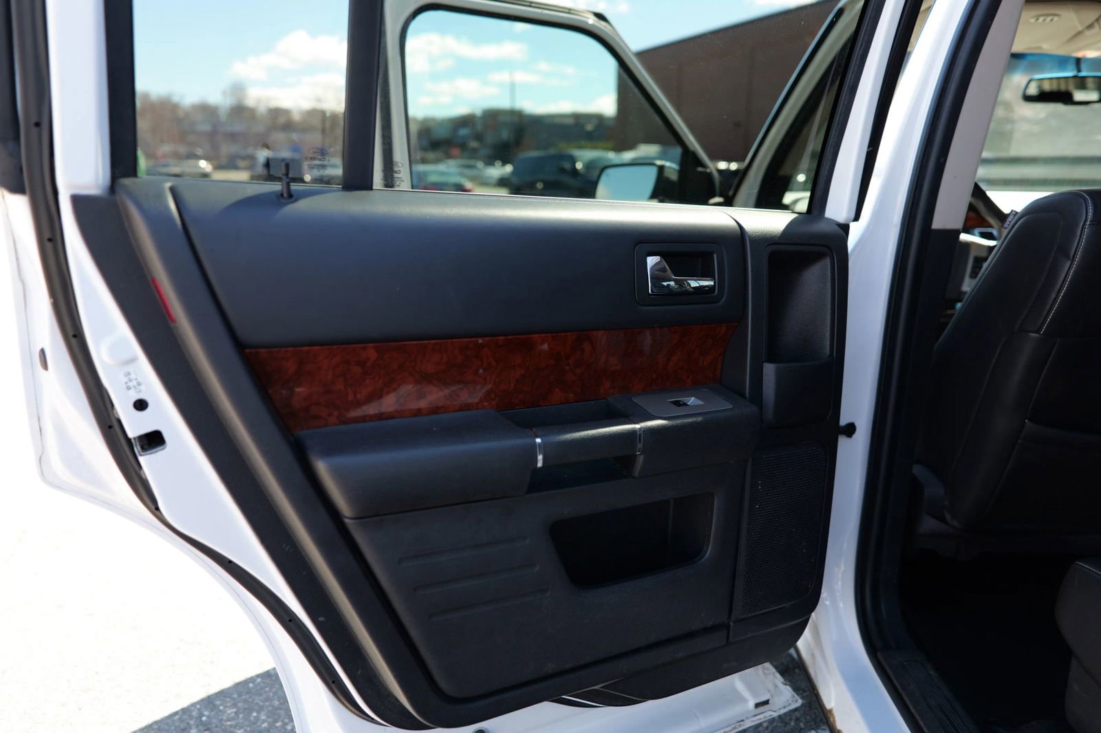 Used 2010 Ford Flex Limited image 27