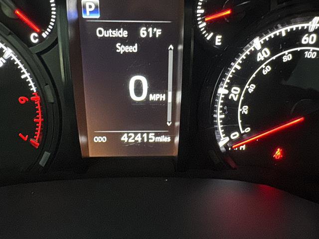 Used 2022 Toyota 4Runner SR5 Premium w/ Moonroof Package RWD image 21