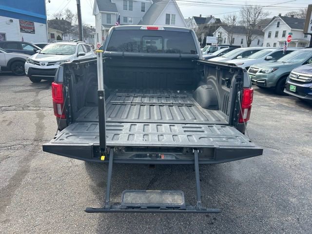 Used 2019 Ford F150 Lariat w/ Equipment Group 502A Luxury AWD/4WD image 11