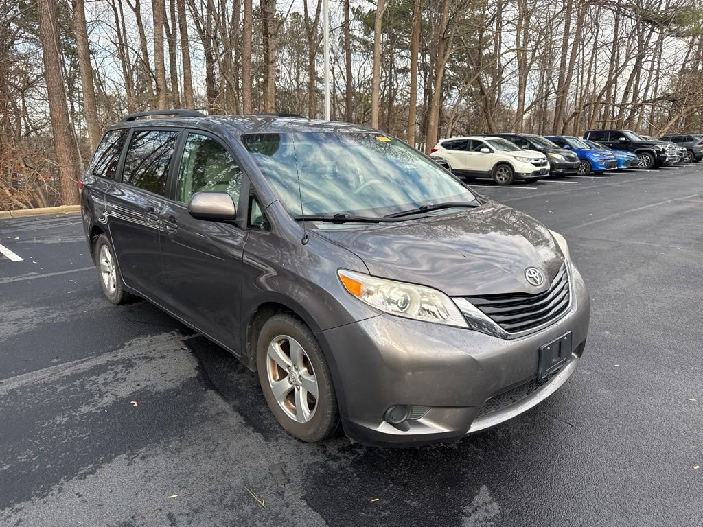 Used 2014 Toyota Sienna LE