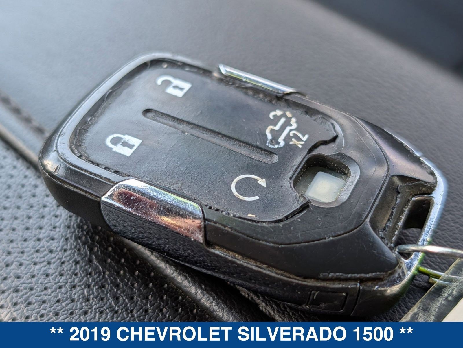 Used 2019 Chevrolet Silverado 1500 High Country w/ Safety Package II image 38