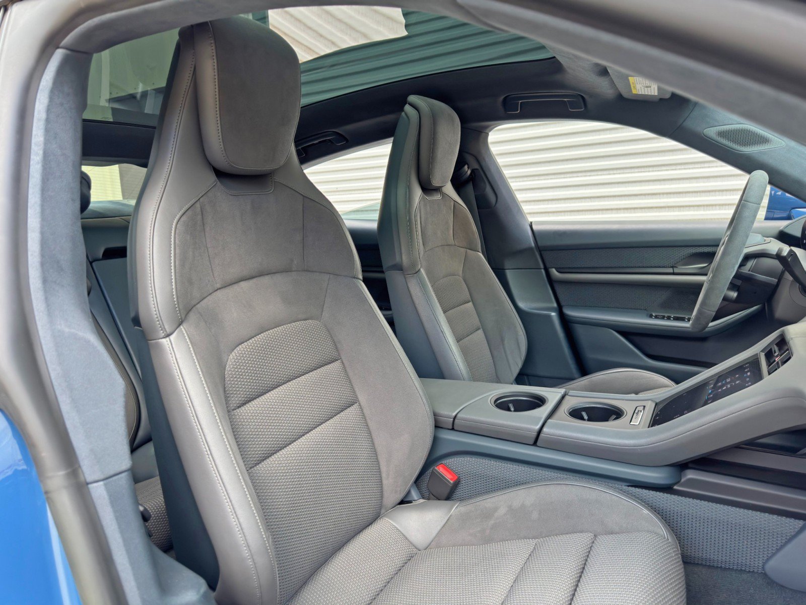 Used 2023 Porsche Taycan GTS AWD/4WD image 40