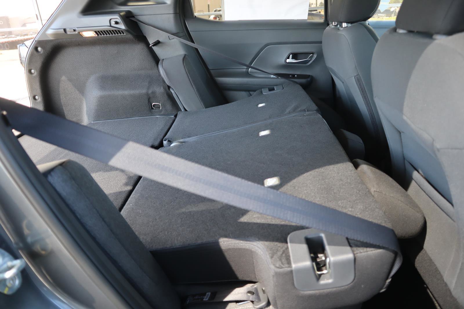 New 2026 Nissan Kicks SV w/ SV Premium Package image 40