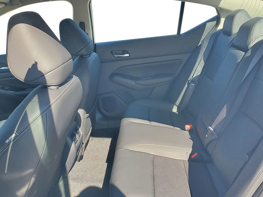 New 2025 Nissan Altima 2.5 SL image 11