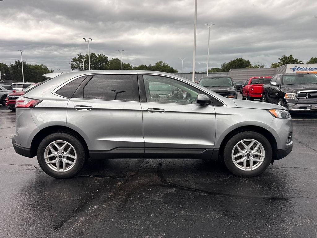 Used 2024 Ford Edge SEL w/ Convenience Package AWD/4WD image 6