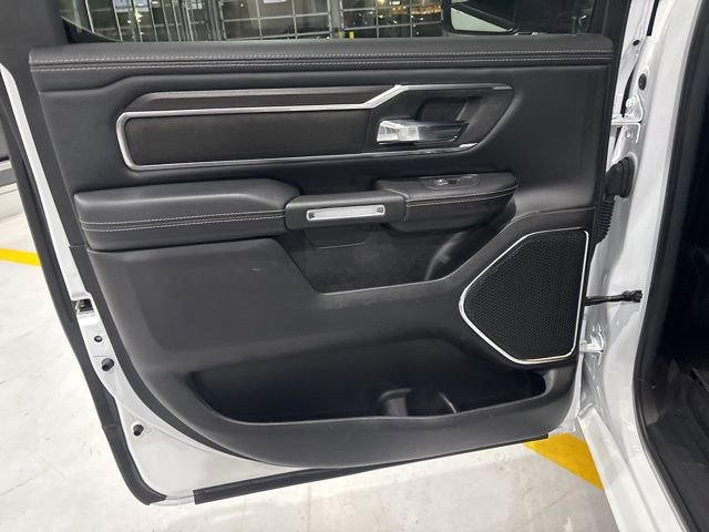 Used 2025 RAM 1500 Laramie AWD/4WD image 27