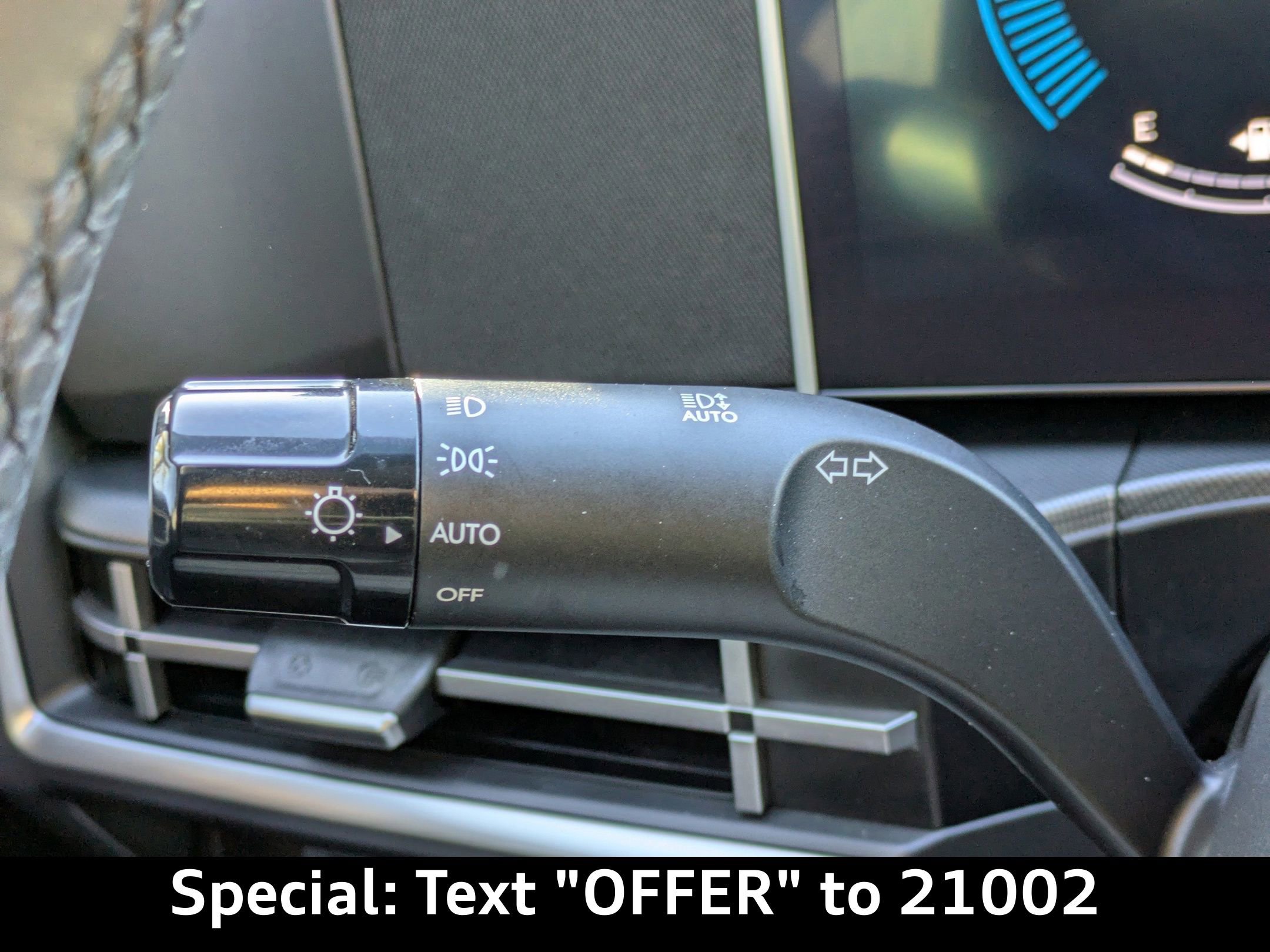 Used 2025 Hyundai Santa Fe XRT image 33