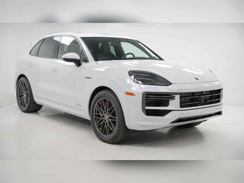 New 2025 Porsche Cayenne Turbo image 8