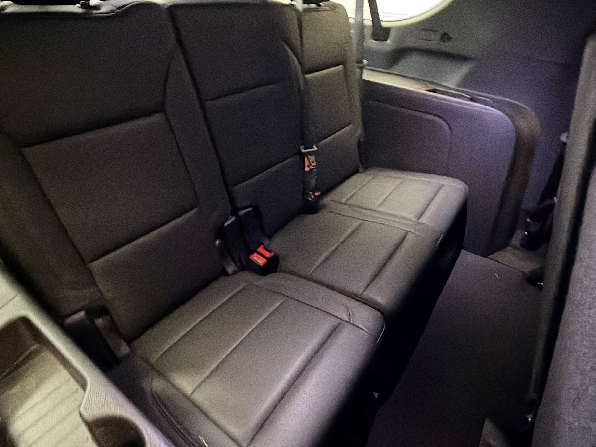 Used 2025 Chevrolet Suburban Z71 AWD/4WD image 14