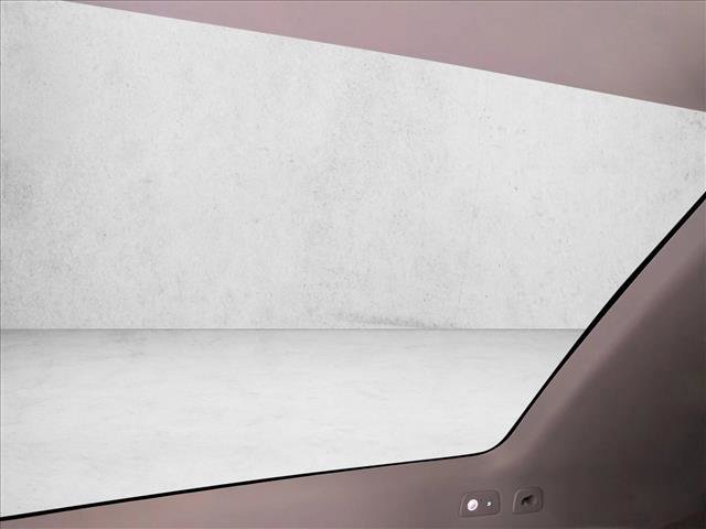 New 2025 Volvo EX90 Plus w/ Protection Package Premier image 18