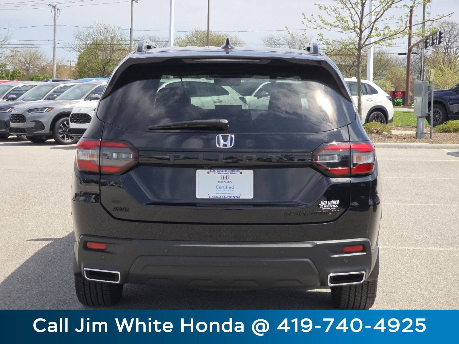 Certified 2025 Honda Pilot Black Edition image 18