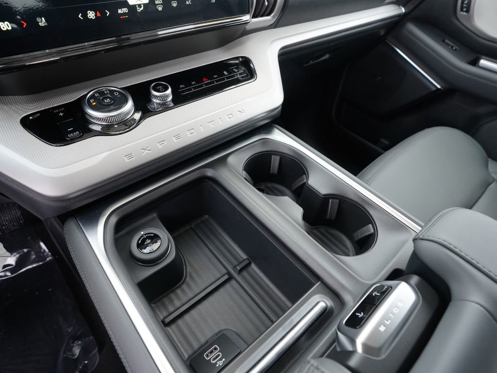 New 2026 Ford Expedition Max Active image 28