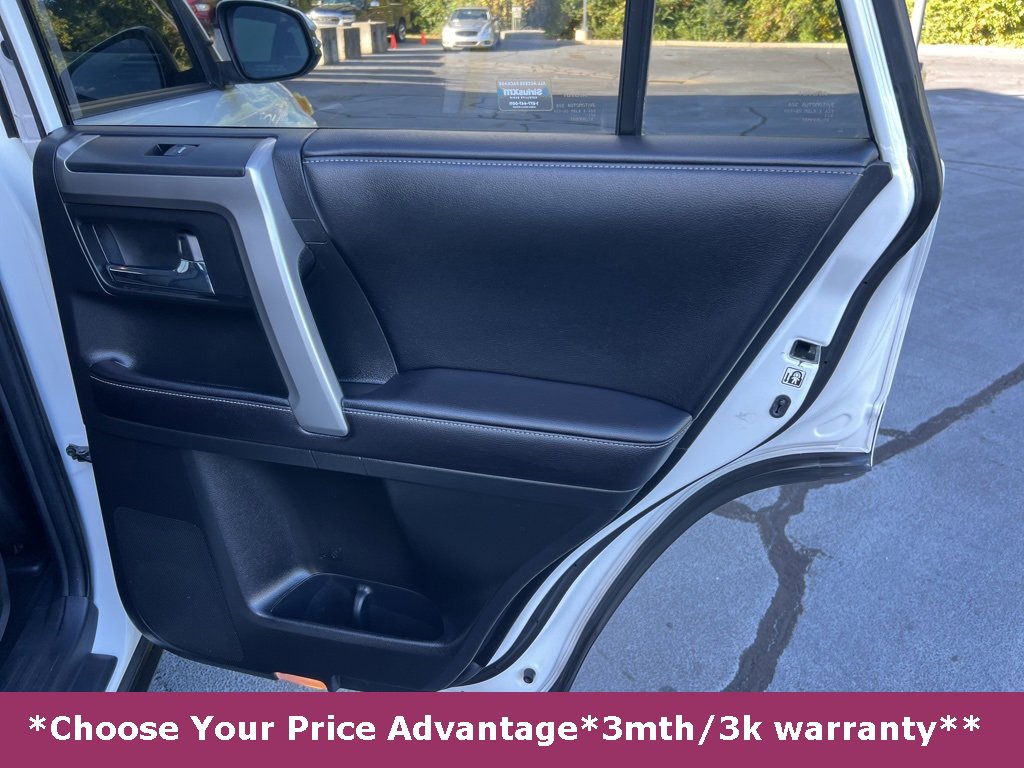 Used 2016 Toyota 4Runner SR5 Premium image 18