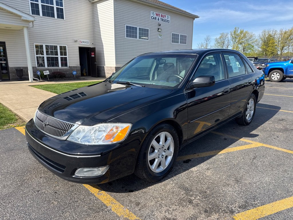 Used 2002 Toyota Avalon XL FWD image 2