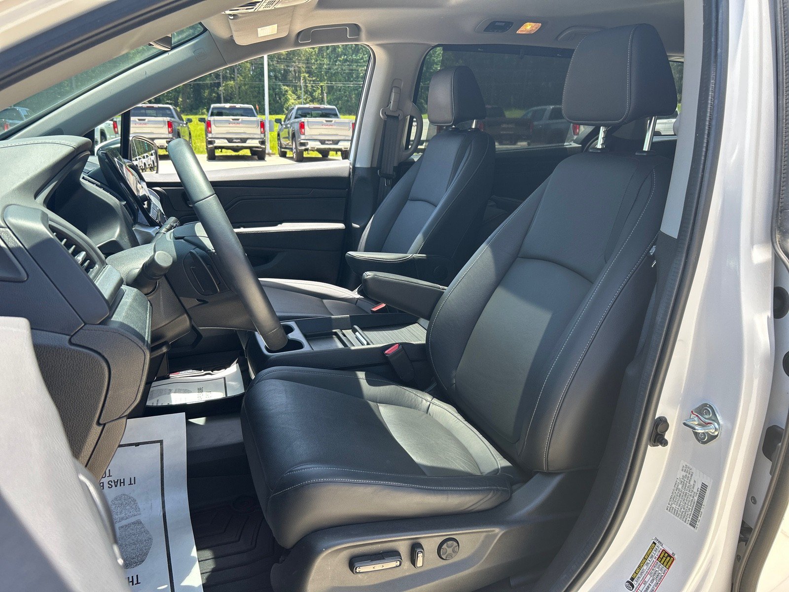 Used 2024 Honda Odyssey EX-L image 17
