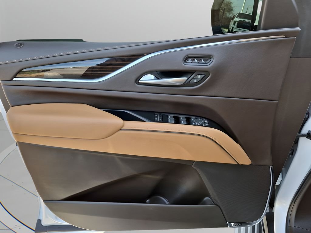 Certified 2024 Cadillac Escalade Sport w/ Touring Package image 28