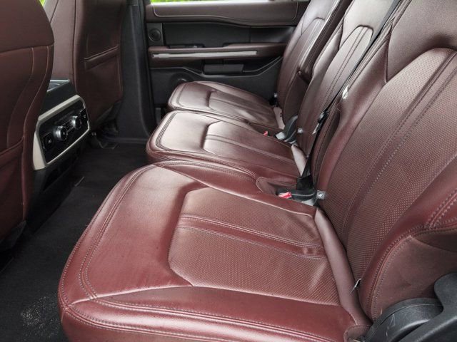 Used 2024 Ford Expedition Limited image 28