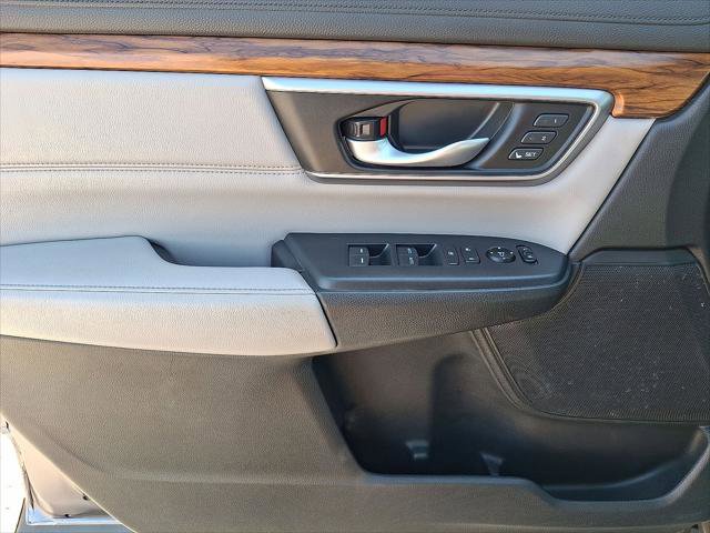 Used 2017 Honda CR-V Touring image 10