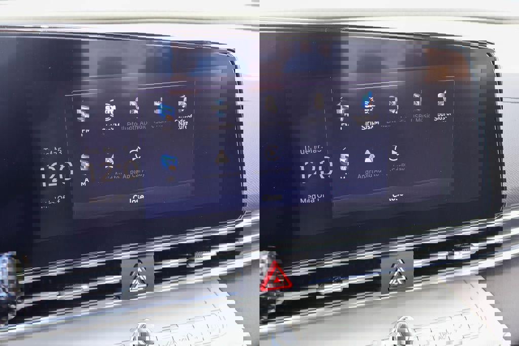 New 2026 Hyundai Elantra Limited image 5