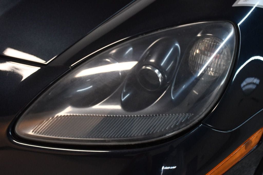 Used 2013 Chevrolet Corvette Grand Sport w/ 3LT Preferred Equipment Group RWD image 12