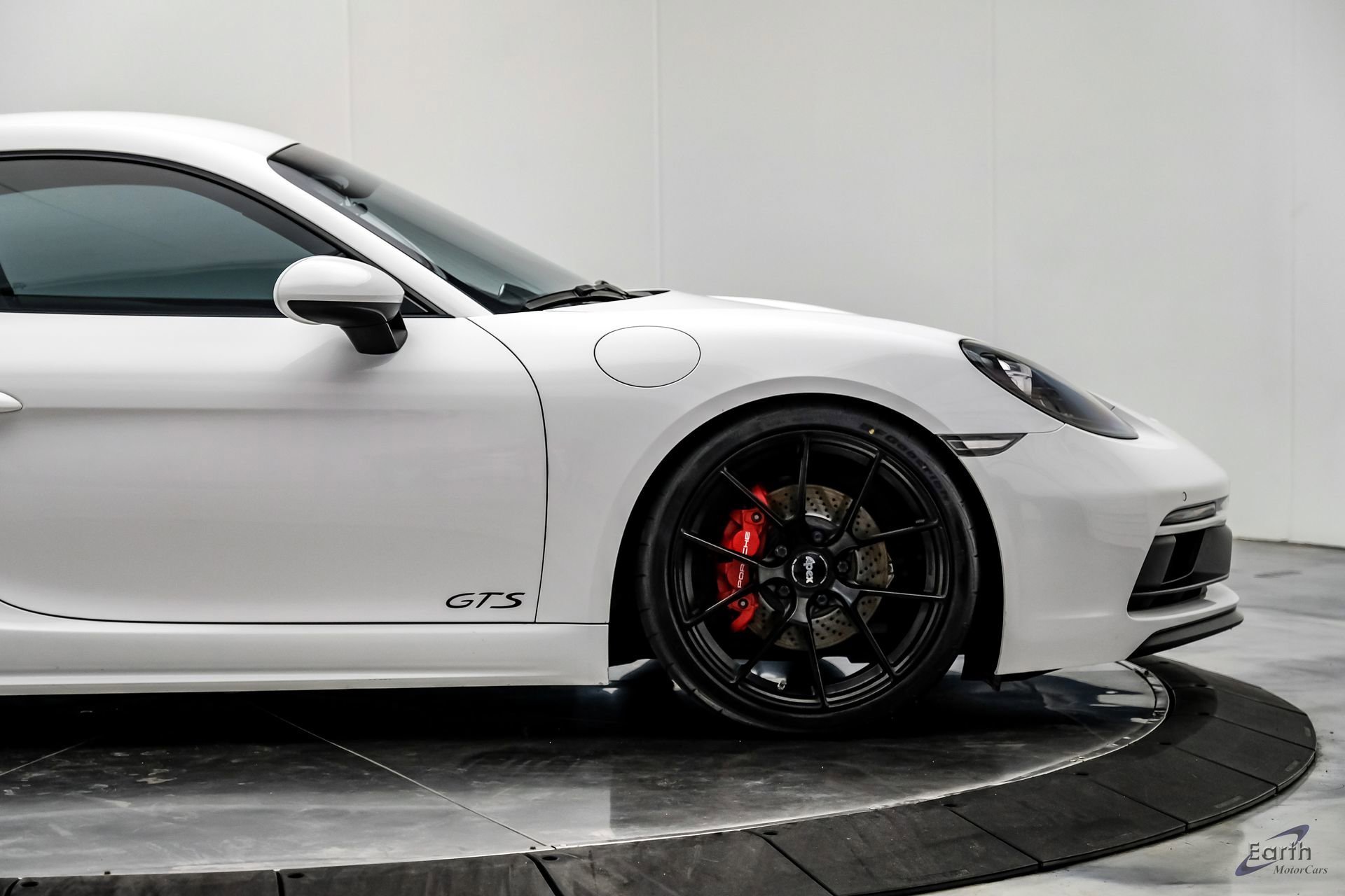 Used 2019 Porsche 718 Cayman GTS RWD image 25