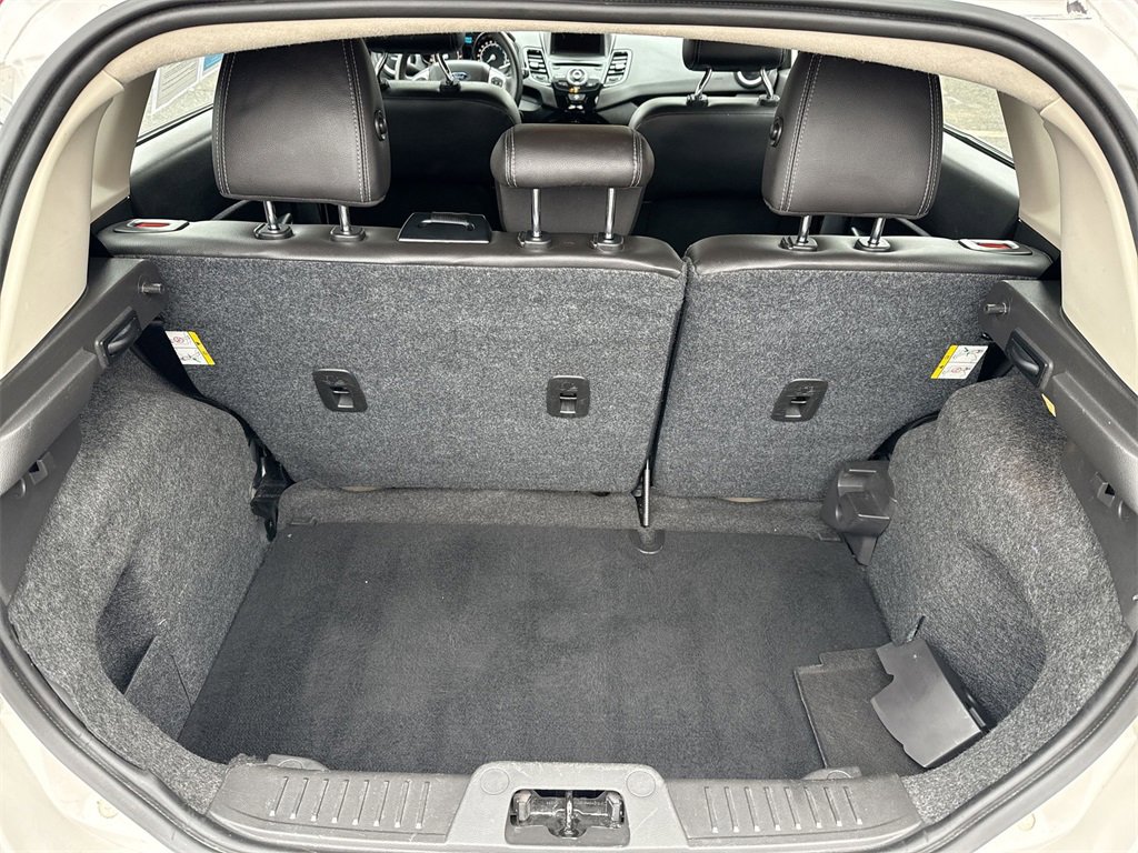 Used 2018 Ford Fiesta Titanium image 19
