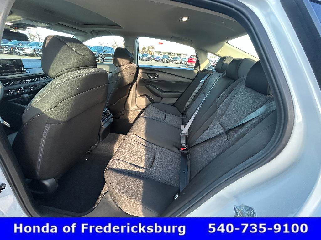 Certified 2025 Honda Accord SE image 28