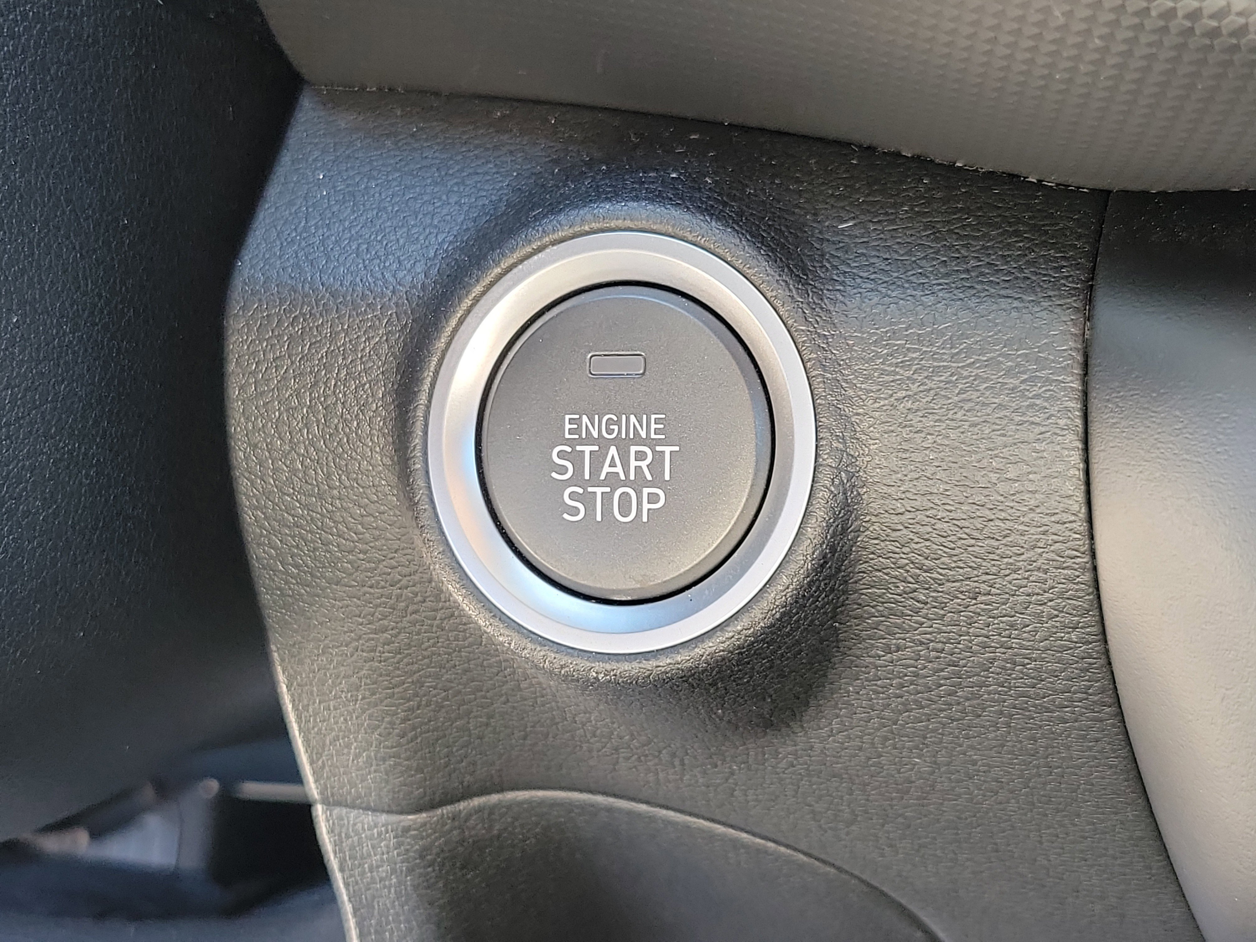 Certified 2022 Hyundai Kona SEL w/ Convenience Package image 28