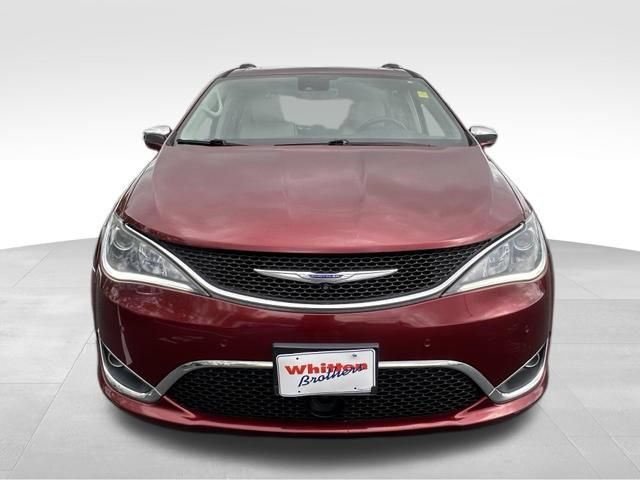 Used 2019 Chrysler Pacifica Limited w/ Tire & Wheel Group FWD image 12