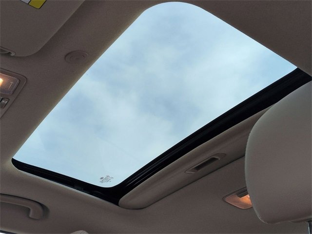 Used 2013 Hyundai Elantra Limited image 13