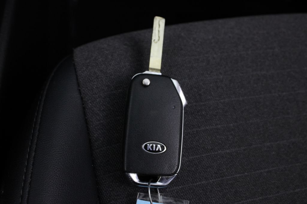Used 2021 Kia Seltos S AWD/4WD image 30