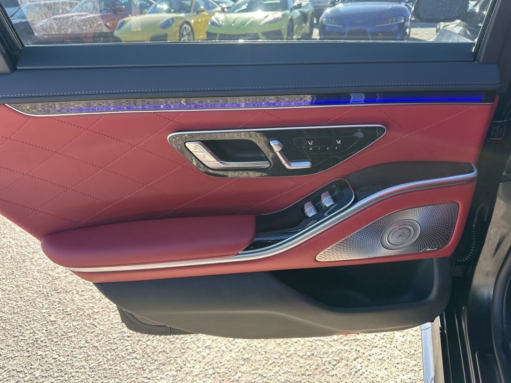 Used 2023 Mercedes-Benz S 580 4MATIC Sedan w/ AMG Line image 29