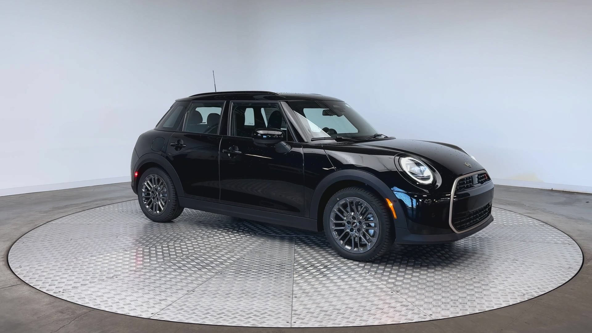 Used 2026 MINI Cooper S FWD image 2
