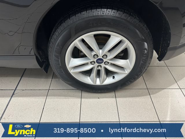 Used 2017 Ford Edge SEL w/ Equipment Group 201A AWD/4WD image 25