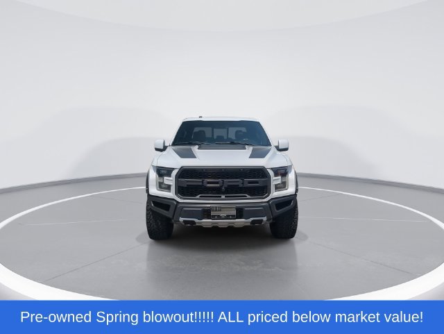 Used 2018 Ford F150 Raptor w/ Equipment Group 802A Luxury AWD/4WD image 3