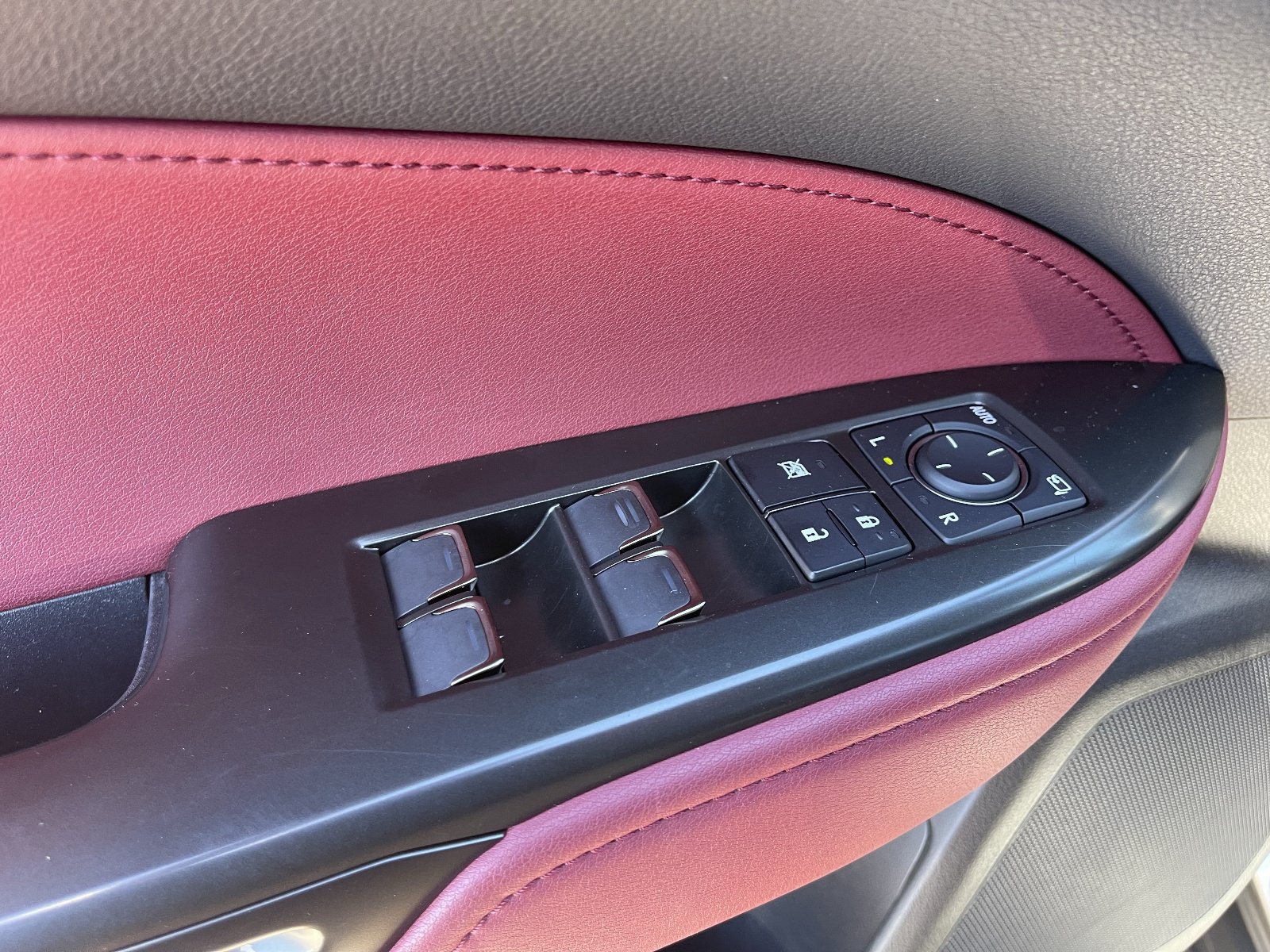Used 2024 Lexus NX 250 FWD image 23