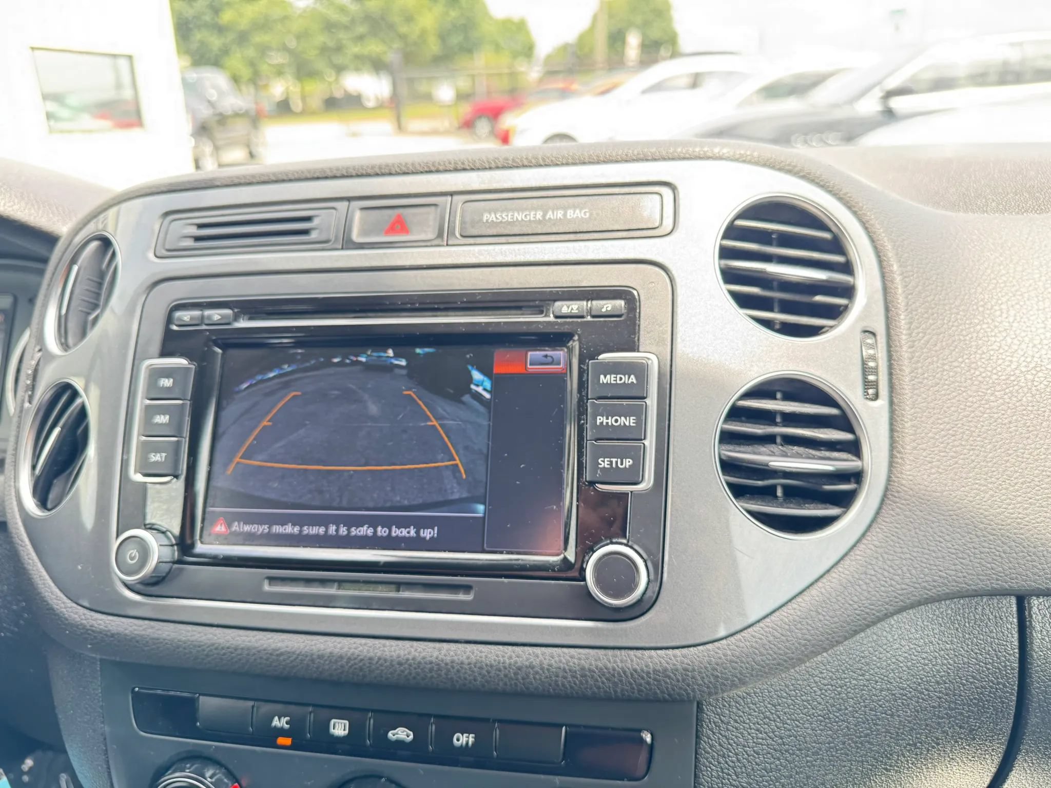 Used 2015 Volkswagen Tiguan S FWD image 18