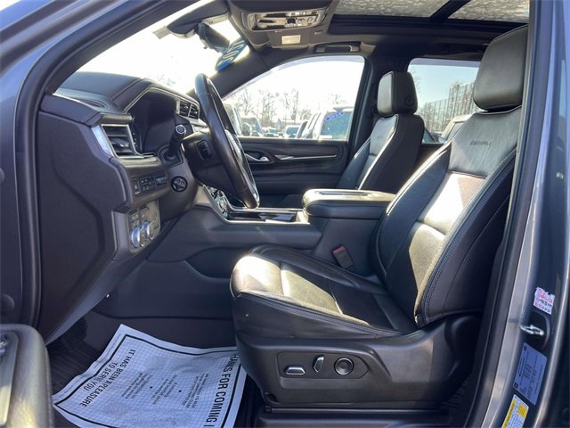 Used 2021 GMC Yukon Denali w/ Denali Premium Package image 9
