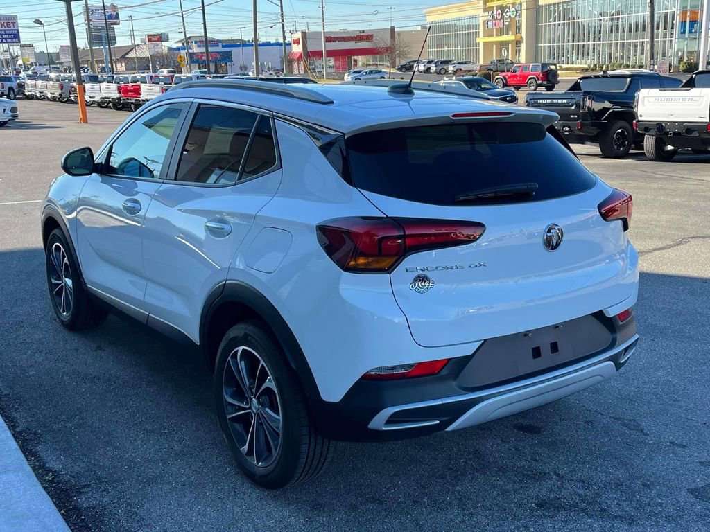 Certified 2023 Buick Encore GX Select w/ Safety Package II image 5