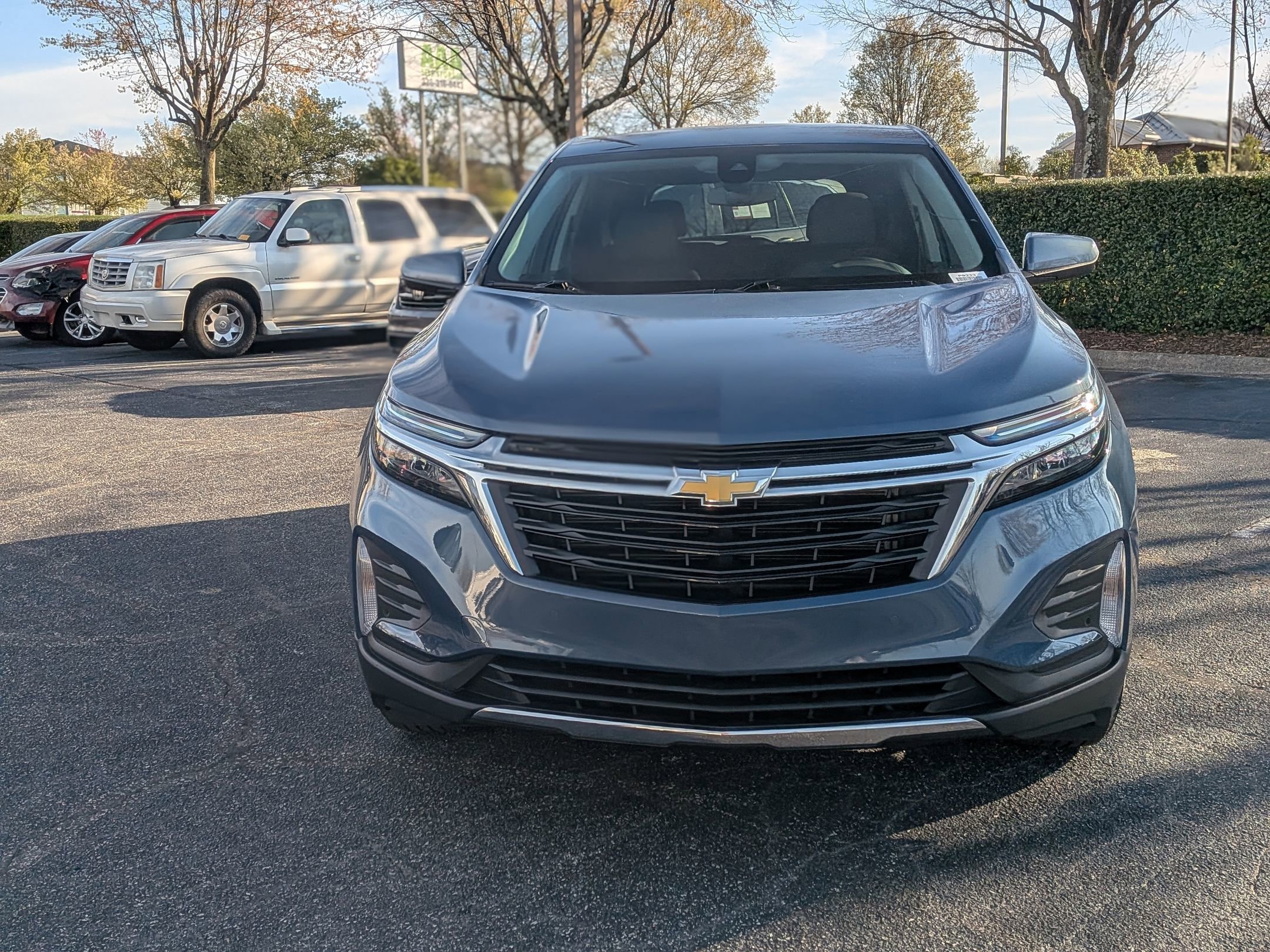 Certified 2024 Chevrolet Equinox LT w/ LPO, Floor Liner Package FWD image 3