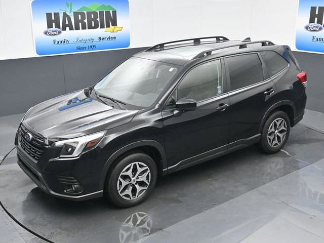 Used 2023 Subaru Forester Premium image 24