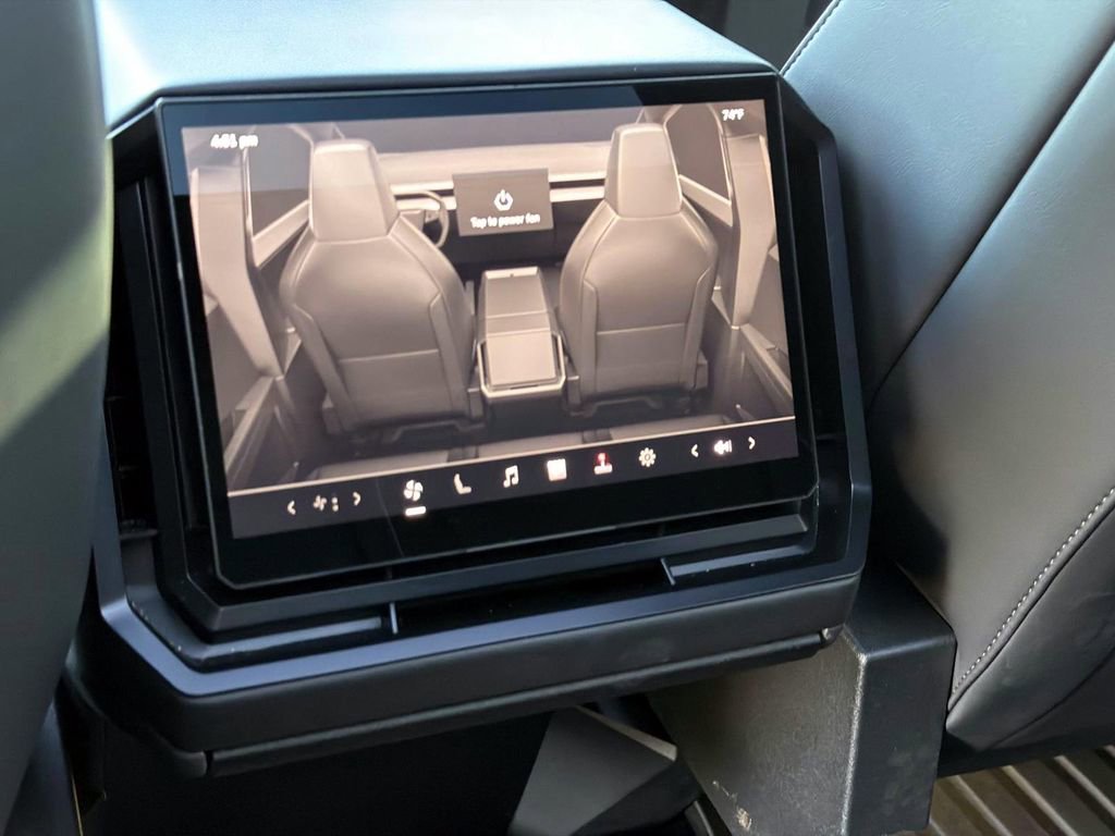 Used 2024 Tesla Cybertruck AWD Crew Cab image 13